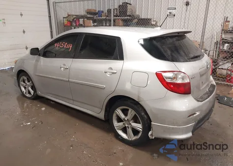 2010 Toyota Matrix S z USA, uszkodzony, nr VIN 2T1LE4EE9AC017350